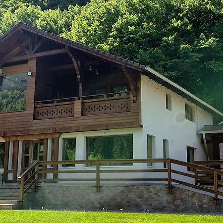 Pensiune Subcrai Cu Centru Spa Zărneşti Exterior foto